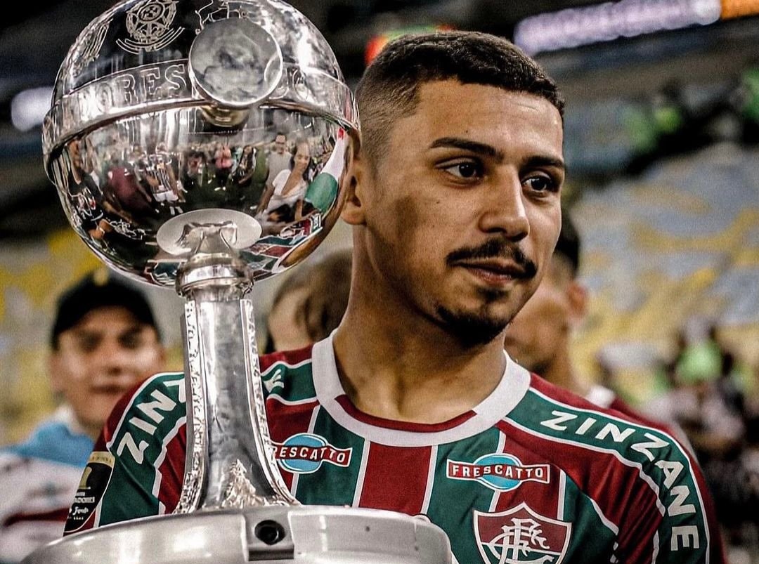 Após recusar propostas milionárias por André, Fluminense admite vendê-lo por valor menor