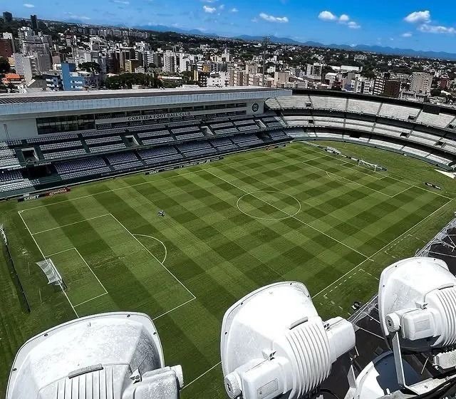 Grêmio realizará jogos da Libertadores no Couto Pereira e treinos no CT do Corinthians