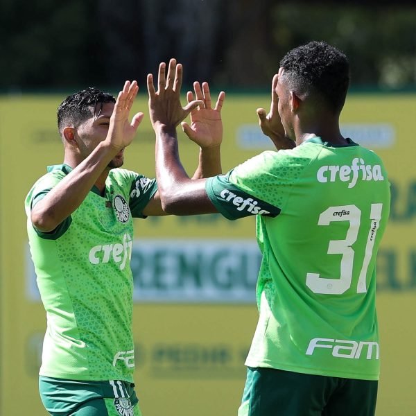 Palmeiras goleia em jogo-treino com presença de Dudu e Bruno Rodrigues