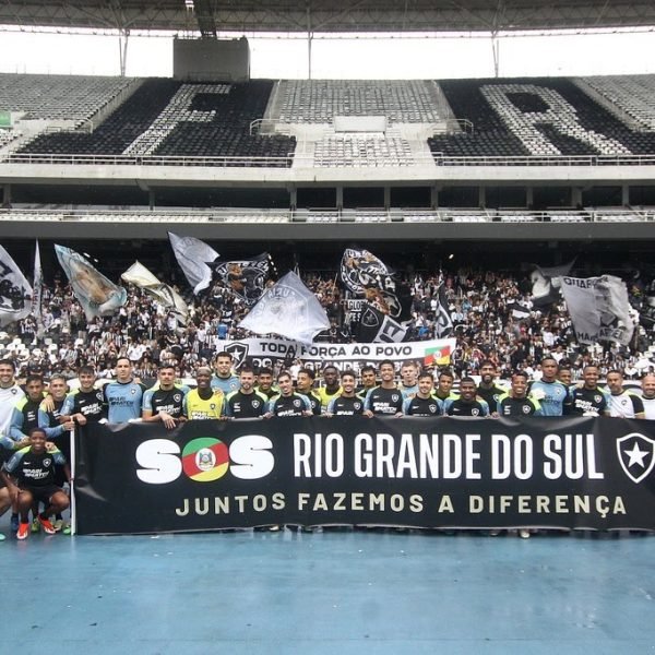 Botafogo realiza treino aberto no estádio Nilton Santos para ajudar população do RS