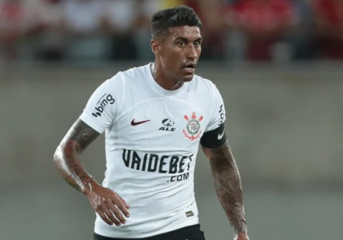 Corinthians anuncia a saída de Paulinho